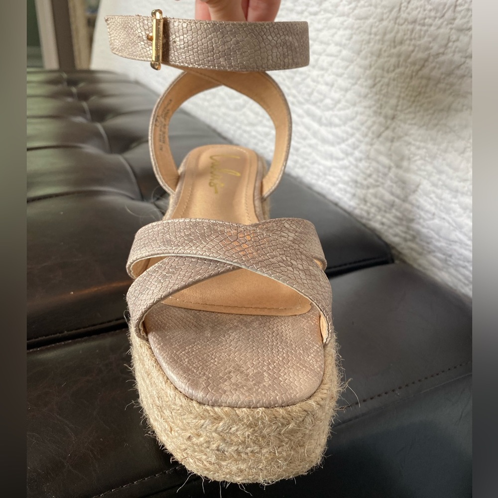 Lulus Platform sandal - Picture 2 of 7